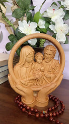 THE HOLY FAMILY WOODEN STATUE