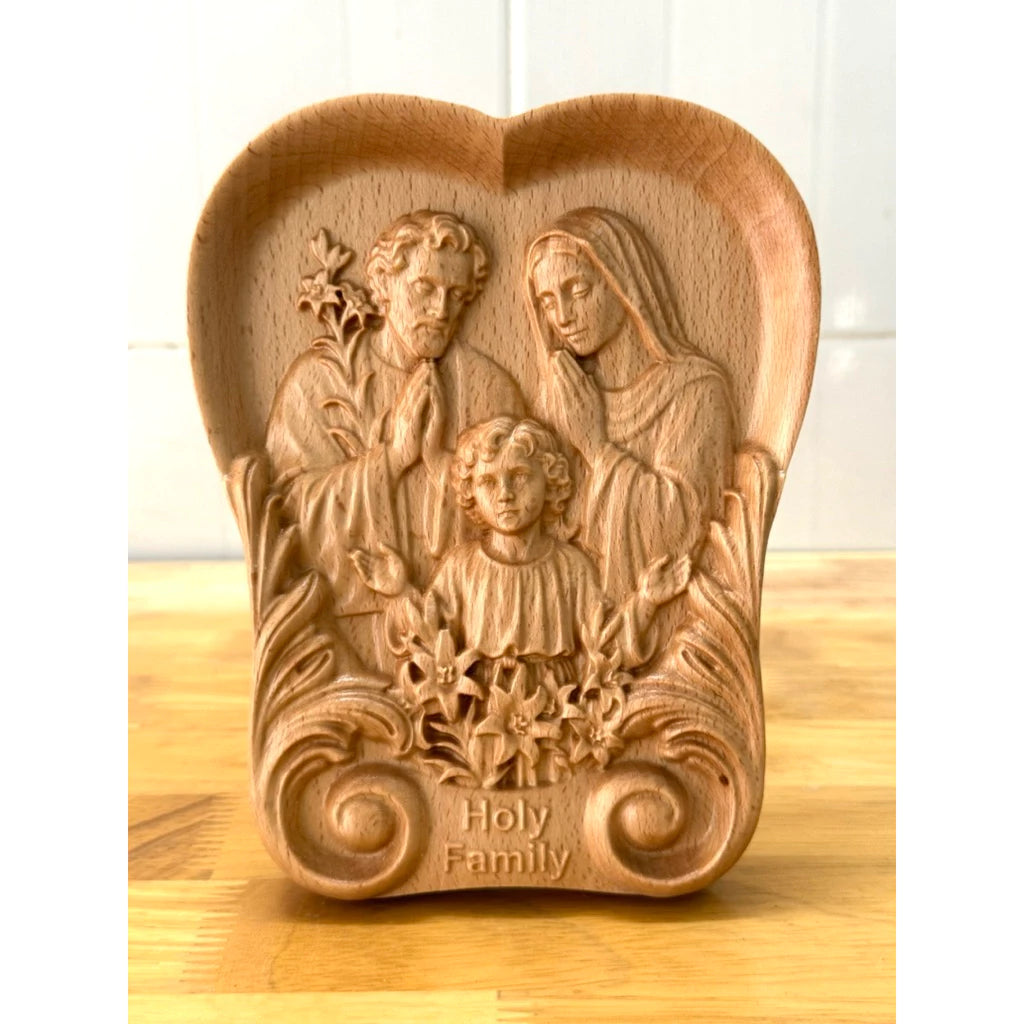 THE HOLY FAMILY WOOD CARVING PLAQUE